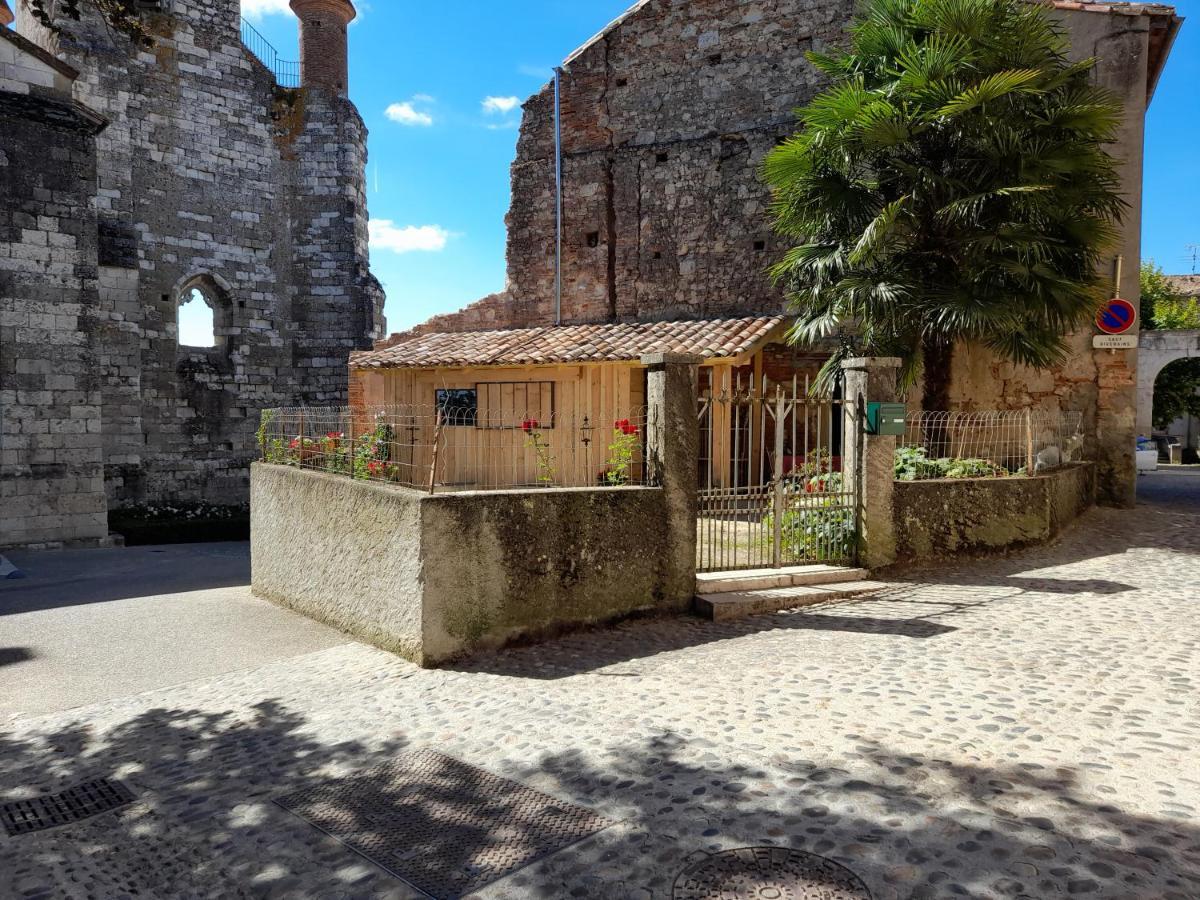 Sur Le Chemin Bed & Breakfast Auvillar Exterior foto